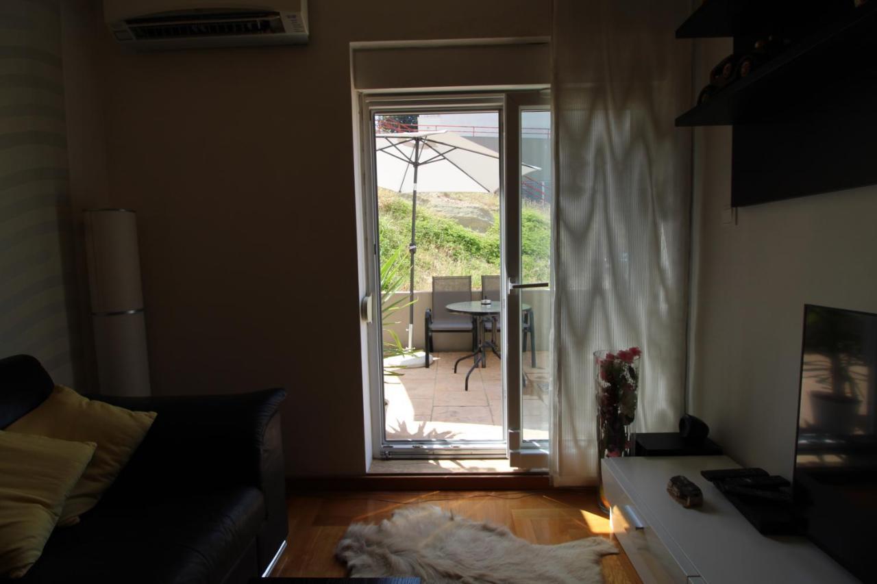 Macadamia Apartment With Garage Parking สปลิท ภายนอก รูปภาพ